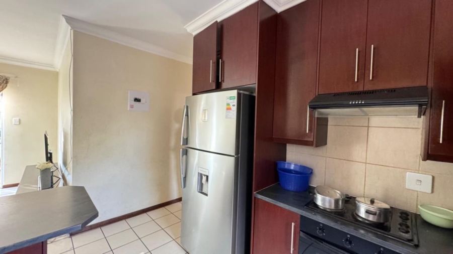 2 Bedroom Property for Sale in Retswelele Northern Cape